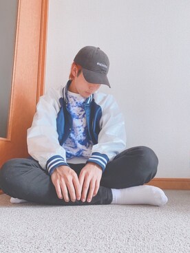 肘からマヨネーズさんのコーディネート