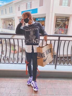 肘からマヨネーズさんのコーディネート