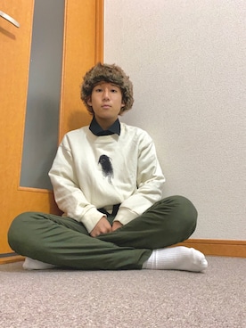 肘からマヨネーズさんのコーディネート