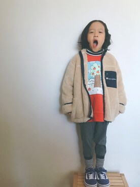 「Champion（チャンピオン）のアイテム（ジャケット/アウター）」を使った、Chloeeeeeeng410さん（キッズ・90cm）の冬コーディネート