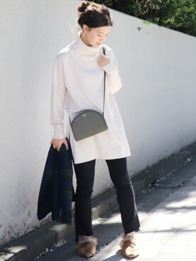 「TWEED MILL（ツイードミル）のアイテム」を使った、akiさん（レディース・158cm）の秋コーディネート