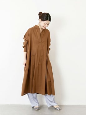 「アイテム（パンプス、グレー系）」を使った、akiさん（レディース・158cm）の春コーディネート