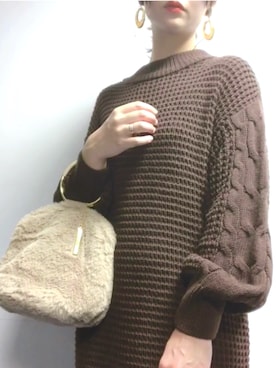 「natural couture（ナチュラルクチュール）のアイテム（イヤリング）」を使った、MiZUKiさん（レディース・160cm）の秋コーディネート