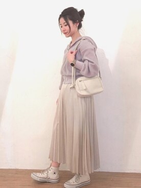 「MARC JACOBS（マークジェイコブス）のアイテム（腕時計）」を使った、MiZUKiさん（レディース・160cm）の冬コーディネート