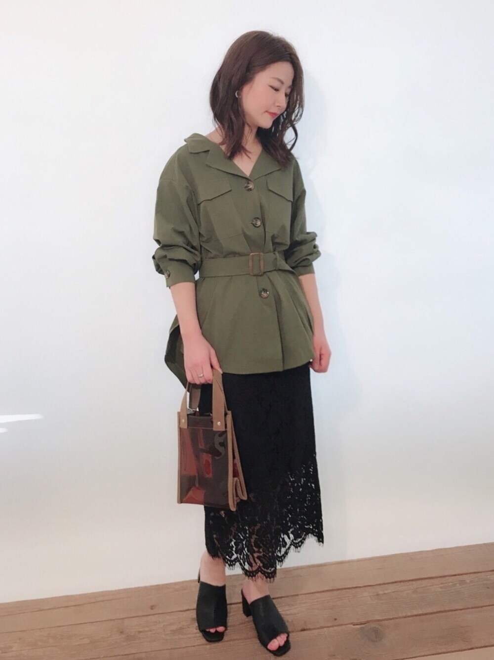 MiZUKiさんの「スカラップレーススカート（natural couture）」を使ったコーディネート