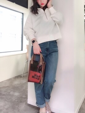 「MARC JACOBS（マークジェイコブス）のアイテム（腕時計）」を使った、MiZUKiさん（レディース・160cm）の春コーディネート