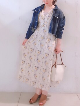 「natural couture（ナチュラルクチュール）のアイテム（イヤリング）」を使った、MiZUKiさん（レディース・160cm）の春コーディネート