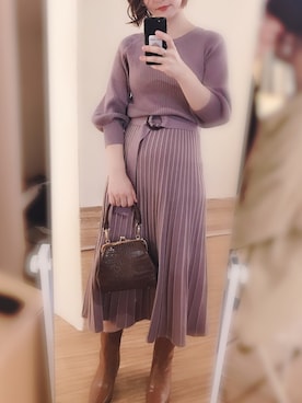 シルク 相反する ロードハウス 紫 ニット ワンピ コーデ Eitiehuhanda Jp