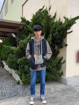 「Carhartt（カーハート）のアイテム（財布/小物）」を使った、CYMさん（メンズ・177cm）の春コーディネート