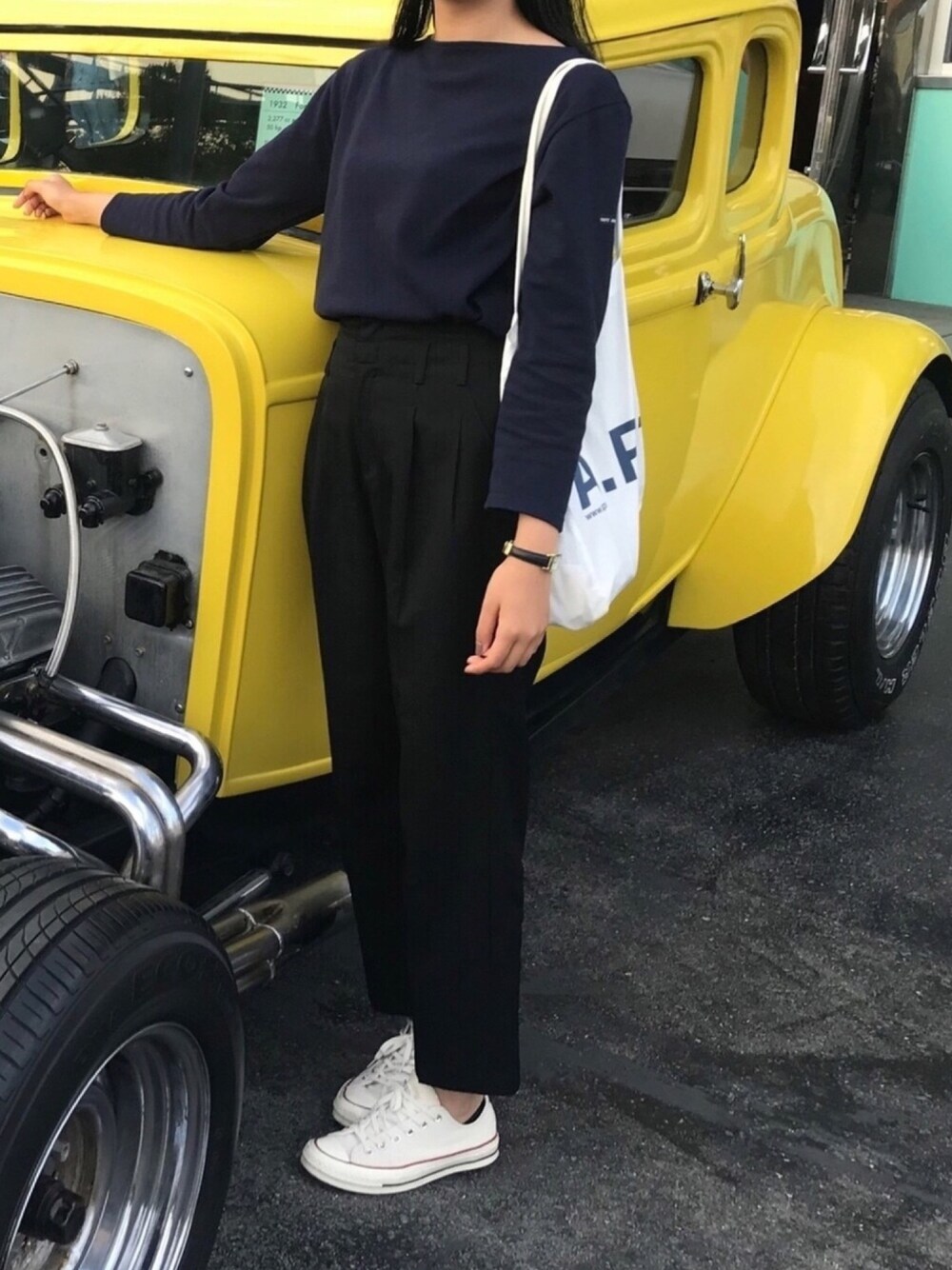 「ロンT、スラックス、トートバッグ、セントジェームス、コンバース、コンバース チャックテイラー」｜「SAINT JAMESの＜SAINT JAMES＞OUESSANT SOLID PULLOVER 19SS/カットソー（Tシャツ/カットソー、ブルー系）」を使った、honokaさん（レディース・166cm）の夏コーディネートの1枚目の写真
