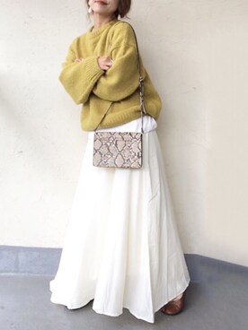 emiko☆さんの「サテンフレアスカート」を使ったコーディネート