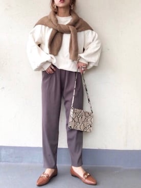 「Sheson（シーズン）のアイテム（スウェット）」を使った、emiko☆さん（レディース・155cm）の冬コーディネート