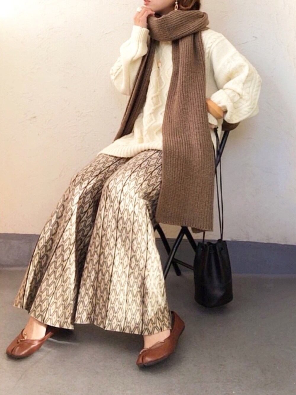 emiko☆さんの「《WEB限定》５G・畔編み・ふっくら・シンプル・ロングボリュームマフラー（eversince）」を使ったコーディネート