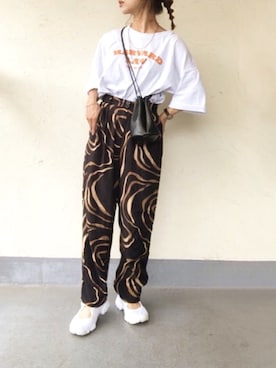 「fifth（フィフス）のフェイクレザー巾着バッグ（ハンドバッグ）」を使った、emiko☆さん（レディース・155cm）の夏コーディネート