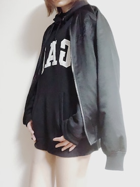 「H&M（エイチ・アンド・エム）のアイテム（スタジャン）」を使った、mike.さん（レディース・170cm）の春コーディネート