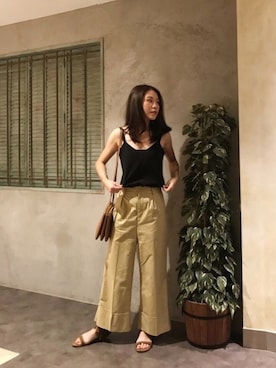 「アイテム（バングル/リストバンド）」を使った、M.さん（レディース・163cm・20代）の夏コーディネート