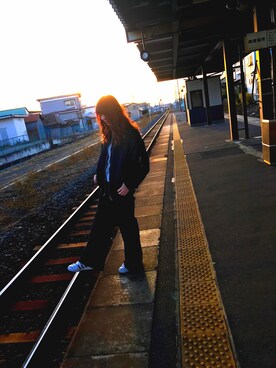 「お洒落さんと繋がりたい」｜「アイテム（ブルゾン）」を使った、あーりんさん（レディース・166cm）の冬コーディネート