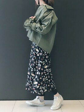 「copine」｜「アイテム（ミリタリージャケット）」を使った、ikuさん（レディース・161cm）の春コーディネート
