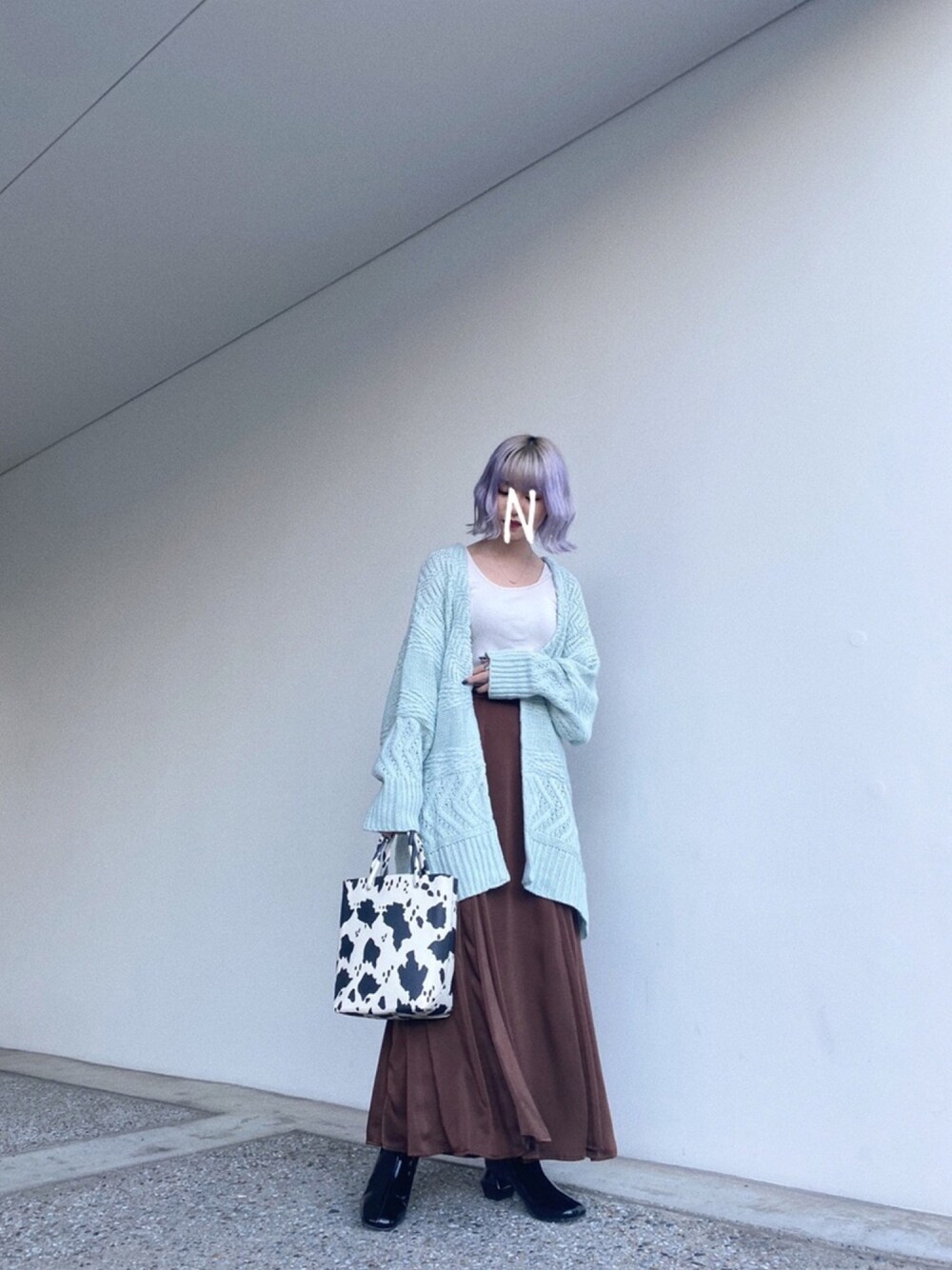 「オトナ女子、お洒落さんとつながりたい、ootd、ゆるコーデ、秋のコーデ、スカート、カーディガン、キレイめ、低身長、カジュアル」｜「OZOCのケーブルニットチュニックカーディガン（カーディガン/ボレロ、ブルー系）」を使った、YOCHI🍂さん（レディース・153cm）の秋コーディネートの1枚目の写真