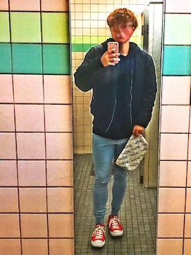 「アイテム（クラッチバッグ、ホワイト系）」を使った、ひっぽちょっぱーさん（メンズ・176cm）の冬コーディネート