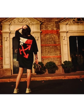 「Yeezy（イージー）のアイテム（その他シューズ）」を使った、Yvonneさん（レディース・163cm）の夏コーディネート