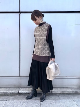 「ニットアップ」｜「アイテム（その他シューズ）」を使った、arisaさん（レディース・160cm）の冬コーディネート