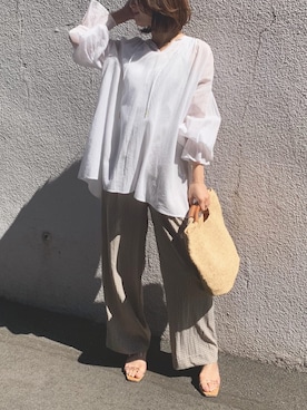 「アイテム（バッグ、ホワイト系）」を使った、フーコさん（レディース・162cm）の春コーディネート