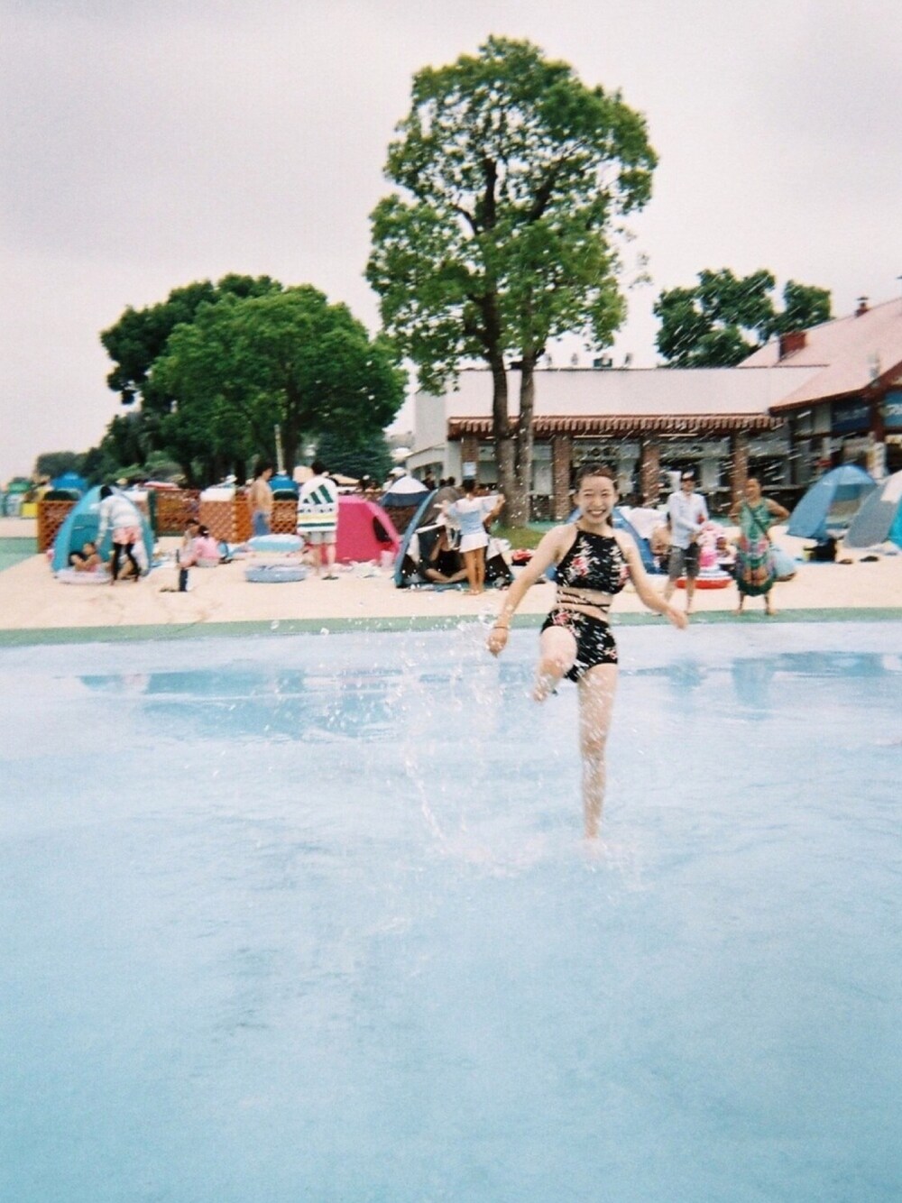 「プチプラコーデ、水着、夏コーデ、プール、タンキニ、オトナカジュアル、低身長、ブラック、花柄、水着コーデ」｜「no brandのアイテム（水着、ブラック系）」を使った、Haruka Yokotaさん（レディース・156cm）の秋コーディネートの1枚目の写真