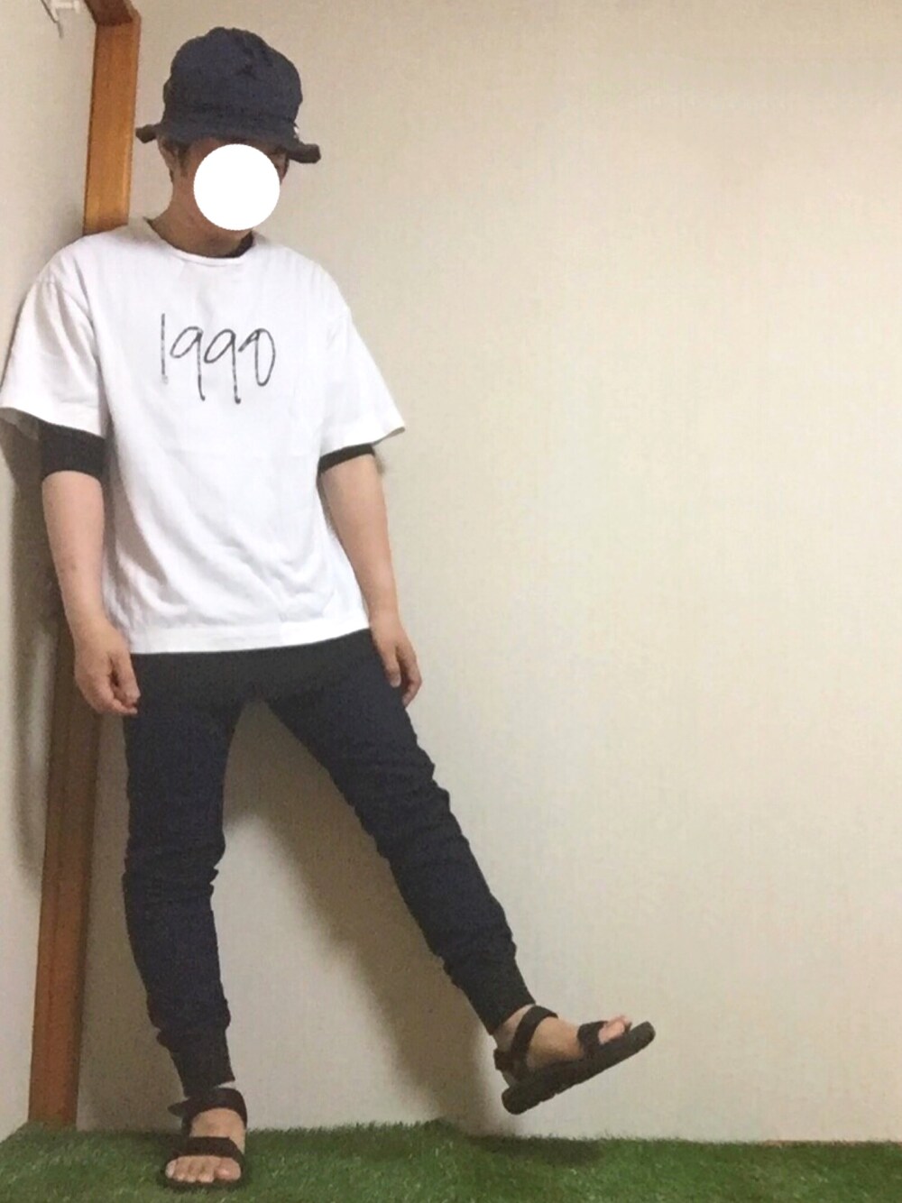hirocazuさんの「NEW LOGO PRINT BIG T-shirt（ADAM ET ROPE'）」を使ったコーディネート