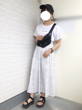 「Teva（テバ）のTeva / プラットフォーム ユニバーサル（サンダル）」を使った、きみさん（レディース・155cm）の春コーディネート