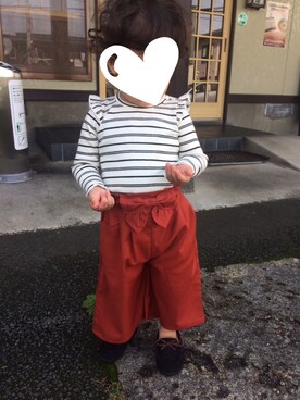 「アイテム（モカシン/デッキシューズ、ブラック系）」を使った、ぷっぷりんさん（キッズ・80cm）の秋コーディネート