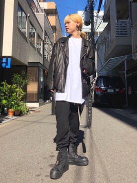 「WHITELAND（ホワイトランド）のアイテム（ライダースジャケット）」を使った、クロカワ　リオさん（メンズ・170cm）の秋コーディネート