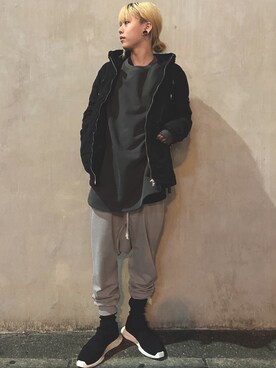 「DANKE SCHON（ダンケシェーン）のアイテム（スウェット）」を使った、クロカワ　リオさん（メンズ・170cm）の秋コーディネート