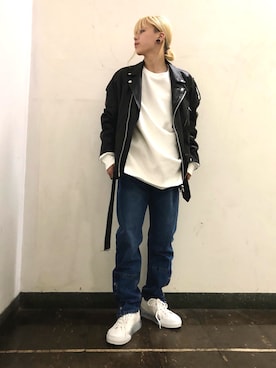 「WHITELAND（ホワイトランド）のアイテム（ライダースジャケット）」を使った、クロカワ　リオさん（メンズ・170cm）の冬コーディネート