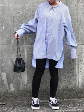 シャツ ブラウスを使った ローソンの店員 の人気ファッションコーディネート Wear