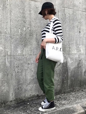 「nusy（ヌージー）のアイテム」を使った、azlapinさん（レディース・157cm）の春コーディネート