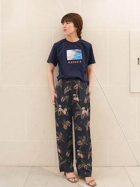 「whideout.（ファイドアウト）のアイテム」を使った、FIKA.さん（レディース・163cm）の夏コーディネート