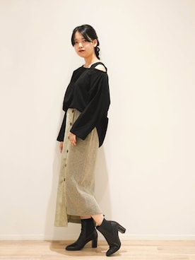 「FIKA（フィカ）のアイテム（スカート）」を使った、FIKA.さん（レディース・160cm）の秋コーディネート