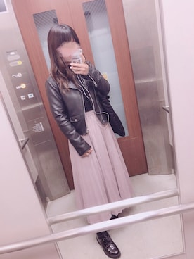 「インスタグラム」｜「アイテム（ライダースジャケット）」を使った、♡𝒦さん（レディース・159cm）の春コーディネート