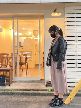 「COACH」｜「アイテム（ライダースジャケット）」を使った、♡𝒦さん（レディース・159cm）の秋コーディネート