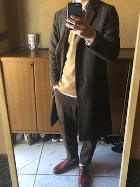 「静岡」｜「アイテム（チェスターコート）」を使った、やましぃさん（メンズ・173cm）の冬コーディネート