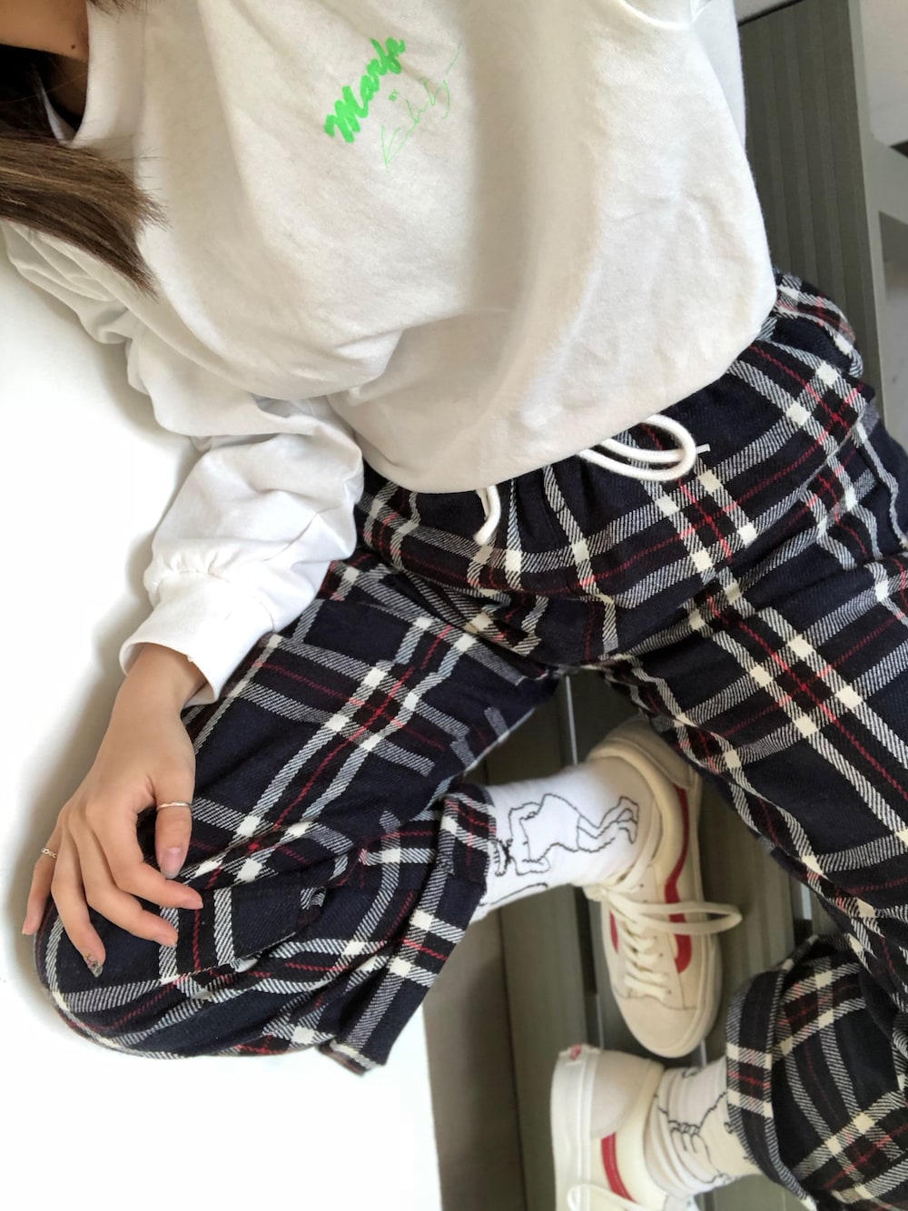 「VANS、STYLE36、red、whimsy」｜「AFTERBASEのアイテム（パンツ、その他）」を使った、Mikuさん（レディース・154cm）の春コーディネートの1枚目の写真