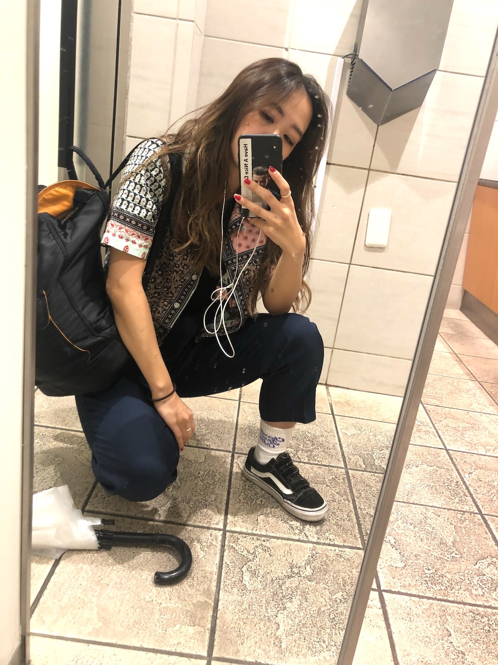 「PORTER、ポーター、柄シャツ、stussy、H&M、古着パンツ、chocolatejesus 、VANSのスニーカー、VANS、oldskool」｜「STUSSYのアイテム（シャツ/ブラウス、その他）」を使った、Mikuさん（レディース・155cm）の夏コーディネートの1枚目の写真
