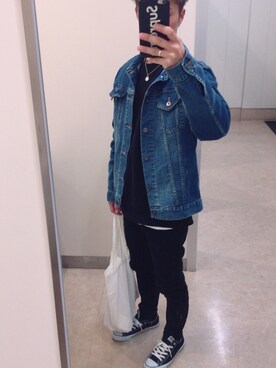 「UNIQLO（ユニクロ）のアイテム（デニムジャケット、ブルー系）」を使った、しんさん（メンズ・171cm）の冬コーディネート