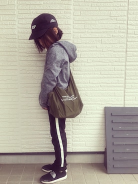 「RE/SP（アールイーエスピー）のアイテム（帽子）」を使った、eightmaaanさん（キッズ・125cm）の春コーディネート