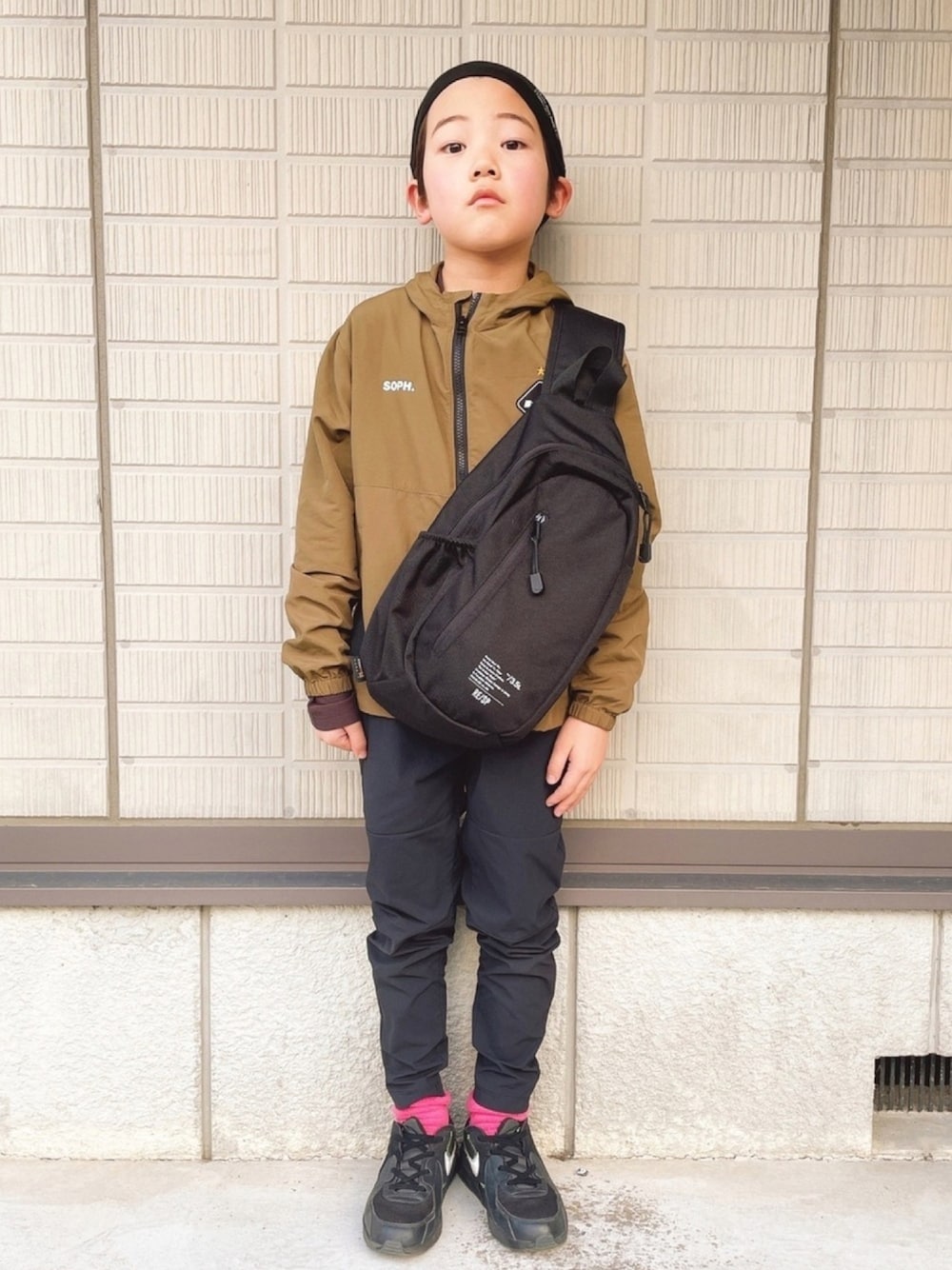 「チョコ色に染まれ、RESP、F.C.R.B.、F.C.Real Bristol、ナイキ、ボディバッグ」｜「F.C.Real Bristol for KidsのNYLON EASY BLOUSON（ブルゾン、グリーン系）」を使った、eightmaaanさん（キッズ・130cm）の冬コーディネートの1枚目の写真
