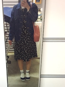 「E hyphen world gallery（イーハイフンワールドギャラリー）のアイテム（ワンピース、ブラック系）」を使った、あいさん（レディース）の春コーディネート