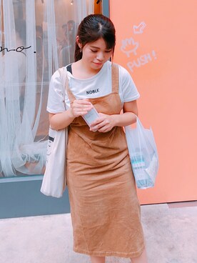 「GU（ジーユー）のアイテム（ワンピース/ドレス、ブラウン系）」を使った、あいさん（レディース）の秋コーディネート