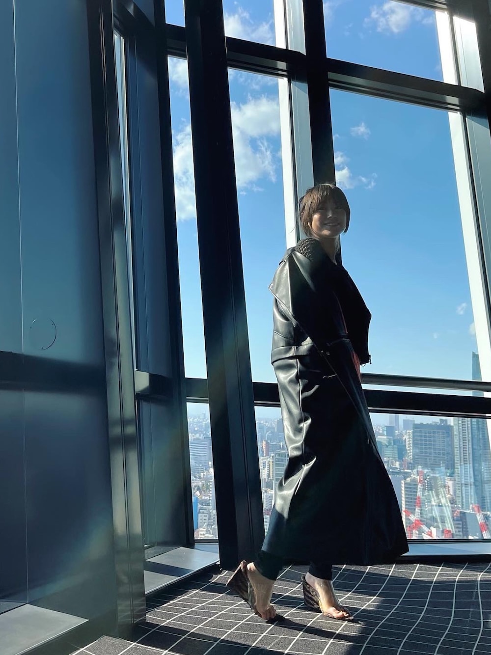 「PAMEO POSE、yello、身長150cmファッション」｜「PAMEO POSEのアイテム（ジャケット/アウター、ブラック系）」を使った、IMALUさん（レディース・150cm）の春コーディネートの1枚目の写真
