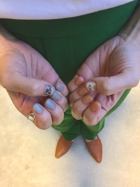 「ネイル」｜「アイテム（サンダル）」を使った、ROCCAさん（レディース・154cm）の秋コーディネート